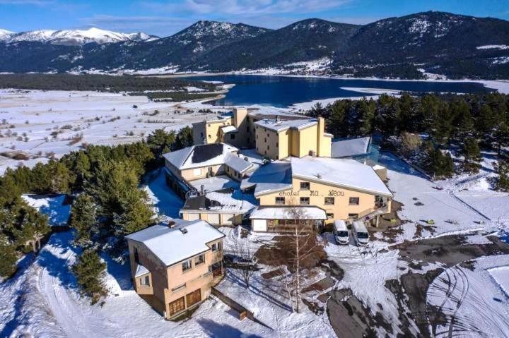 Отель Chalet Ma Neou Лез-Англь Экстерьер фото